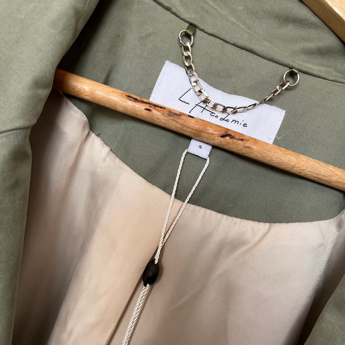 L'Academie Trench Coat in green