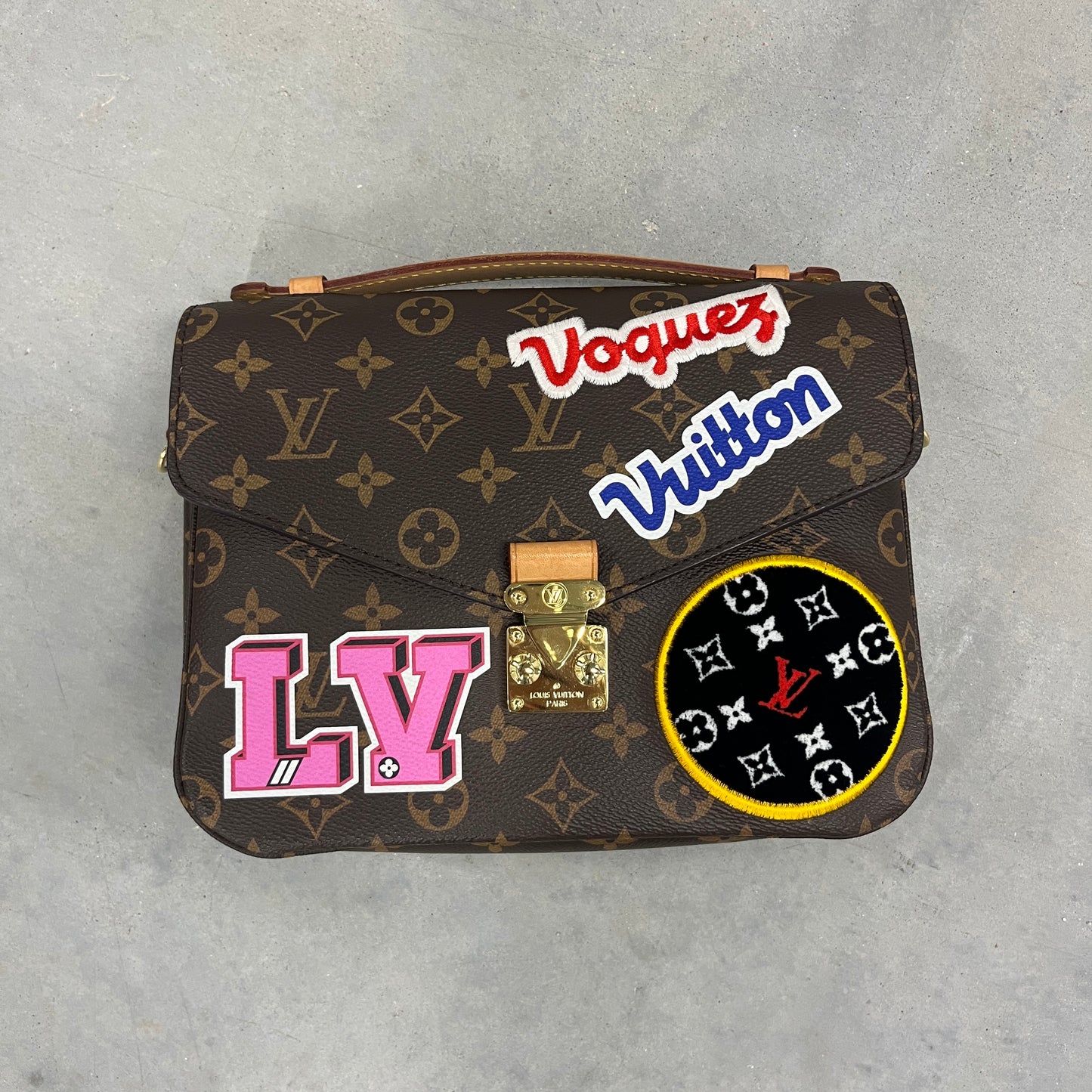 Louis Vuitton Monogram Patches Pochette Metis