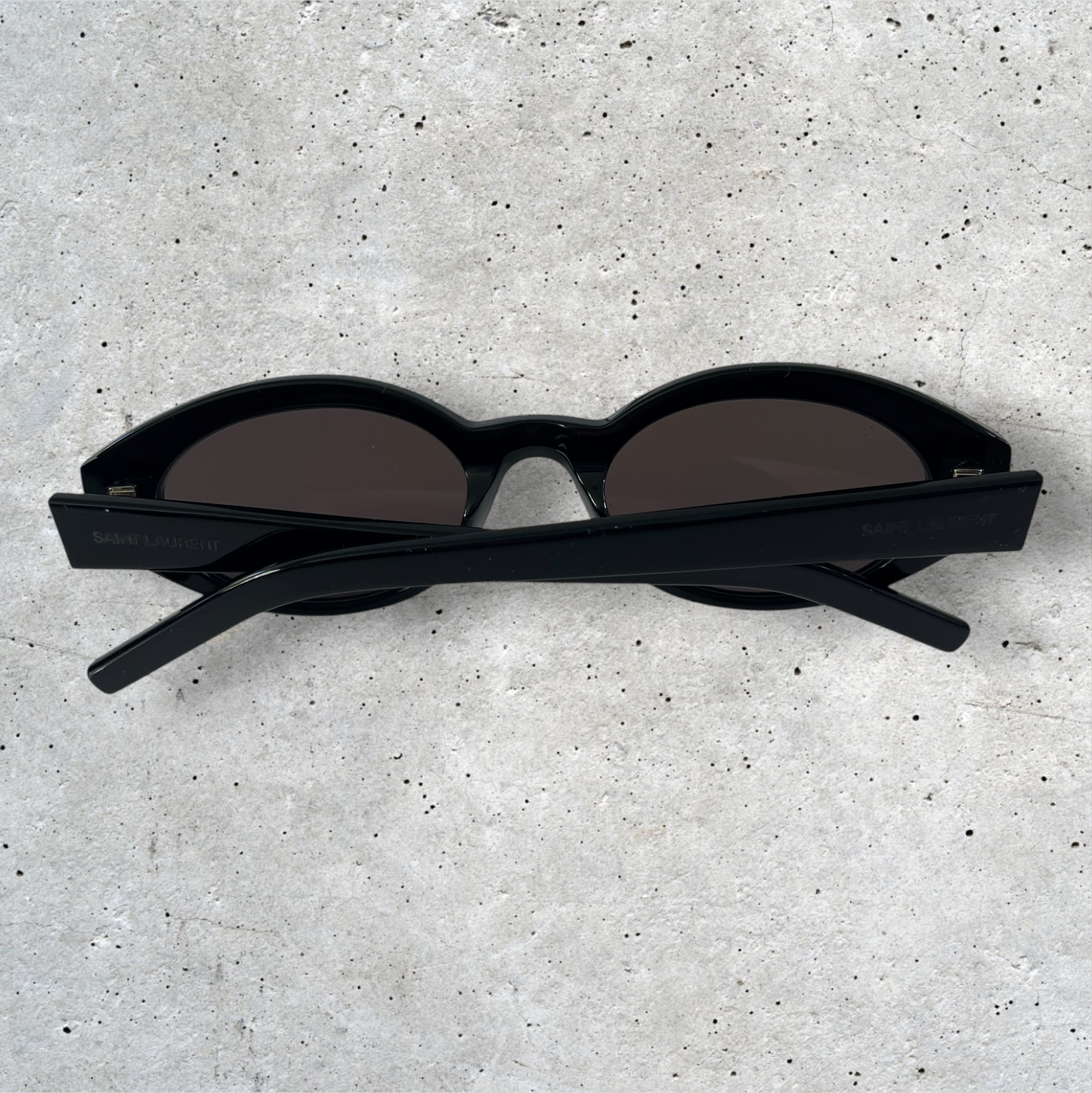 Saint Laurent Oval Sunglasses in Black