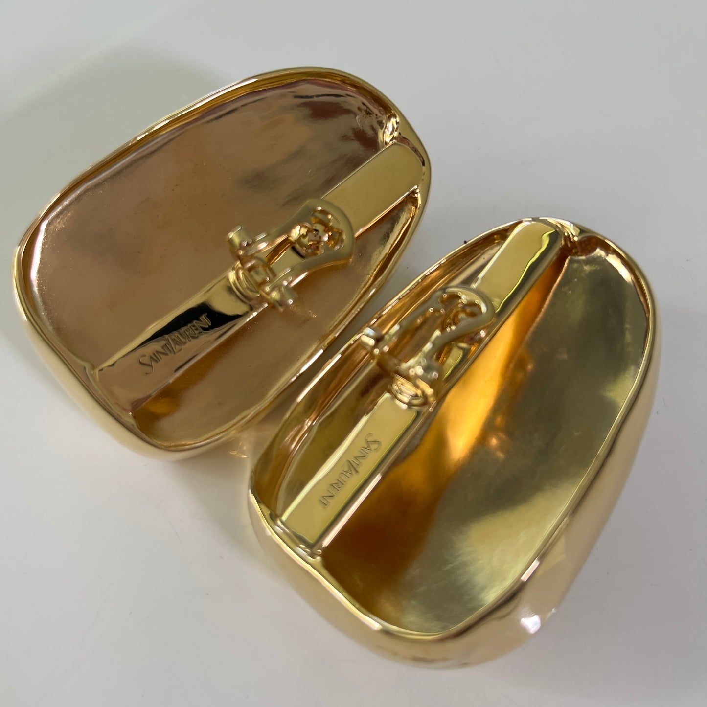 Saint Laurent Earrings in Or Laiton & Vert