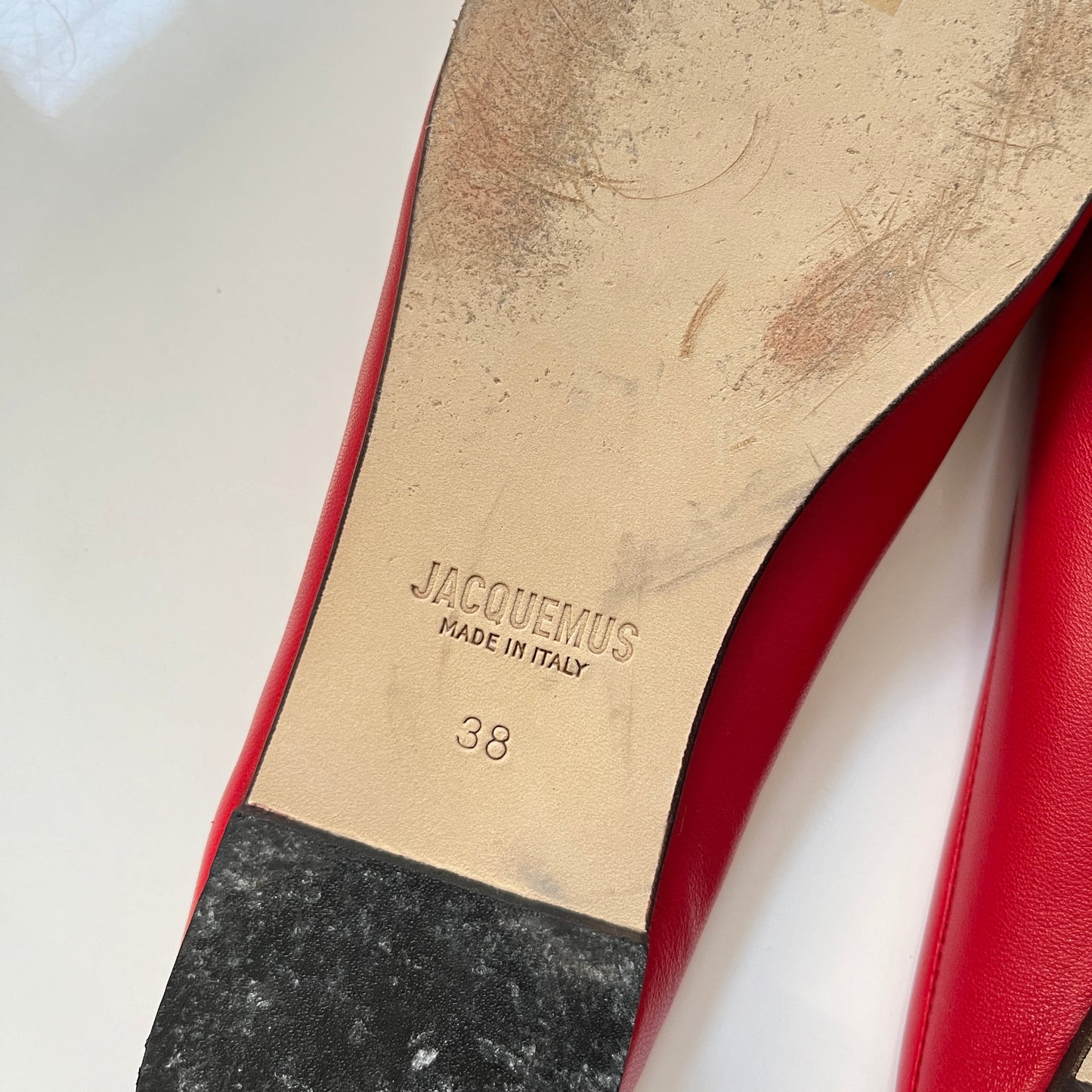 JACQUEMUS Les Mules Plates Ballet in Red
