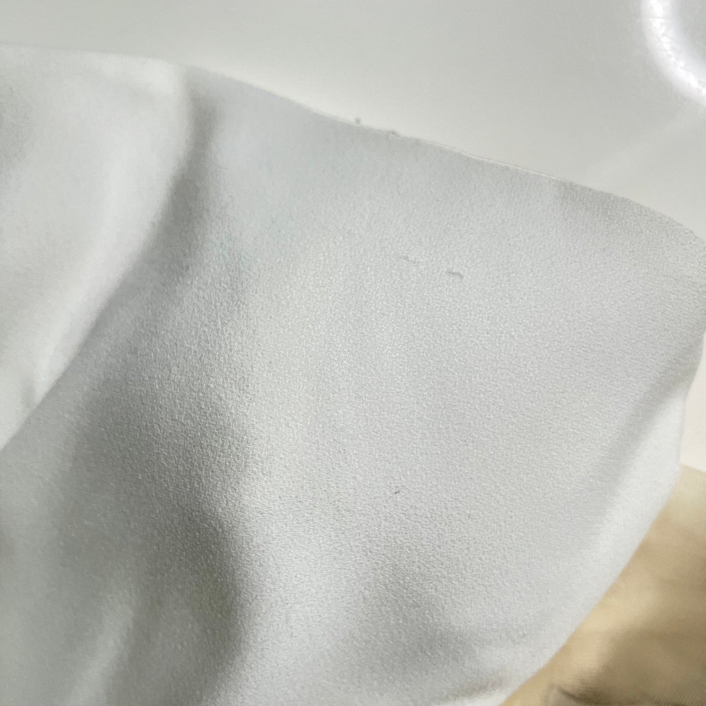 L'Academie Vera Top in White