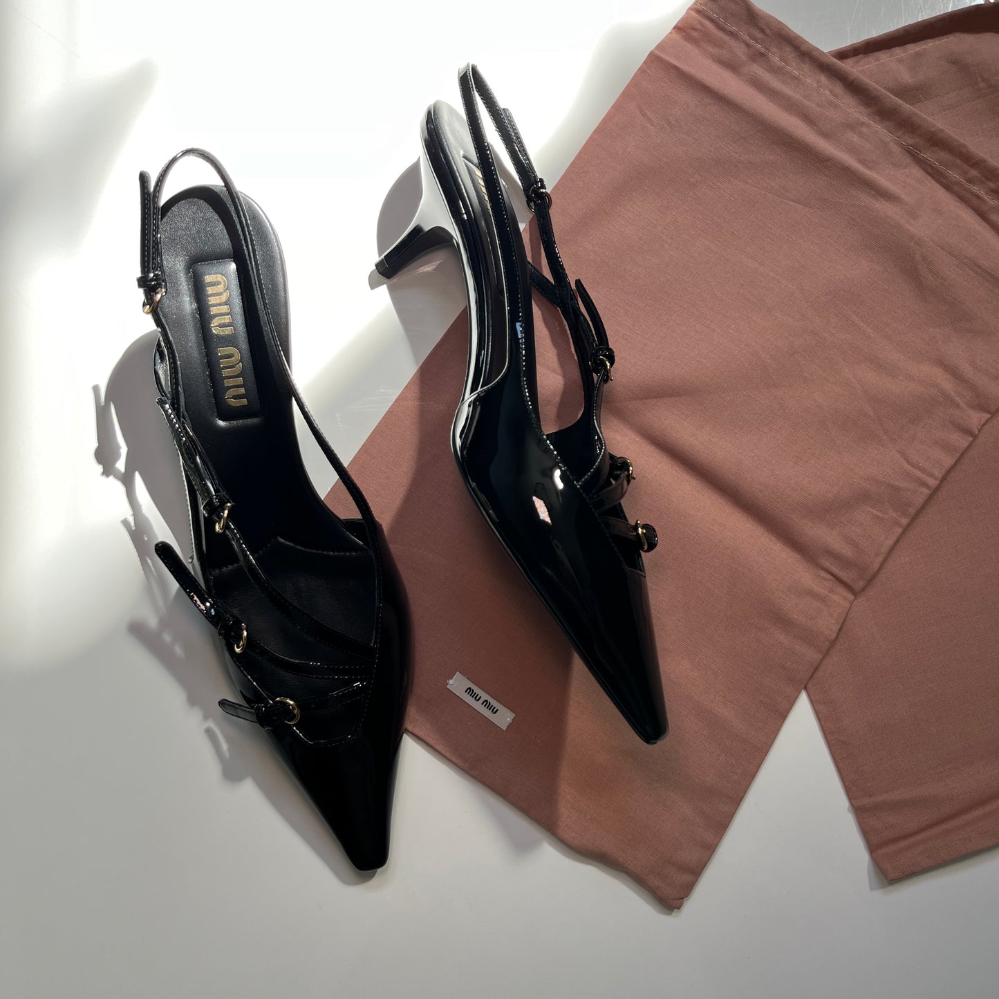 Miu Miu Heel Sandal in Vernice Nero