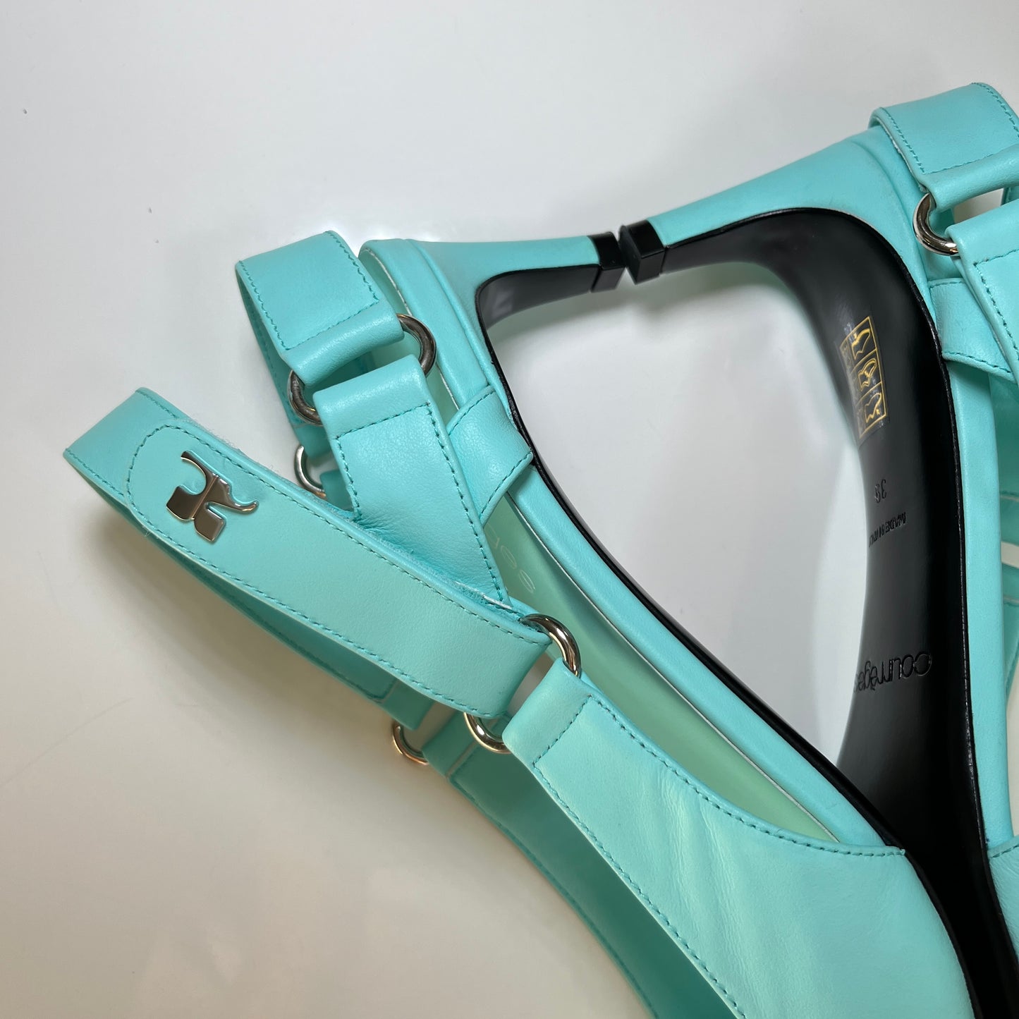 Courreges Leather Slingback Pump in Turquoise