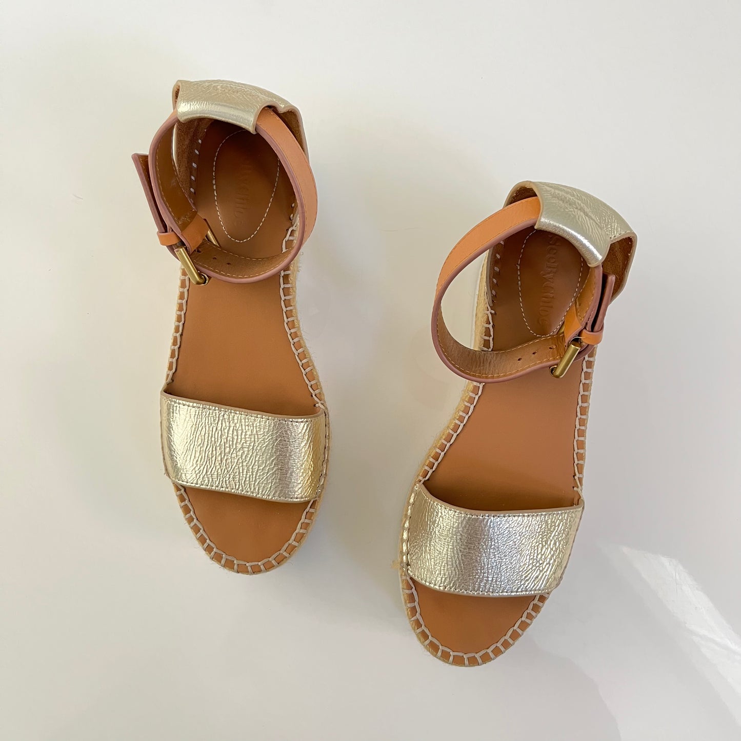 See By Chloe Glyn Sandal in Light Gold 38