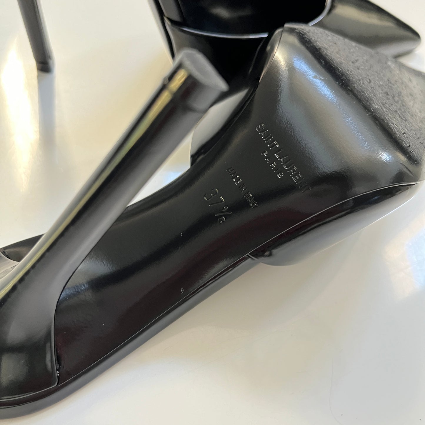 Saint Laurent Tabou Mule Pump in Nero