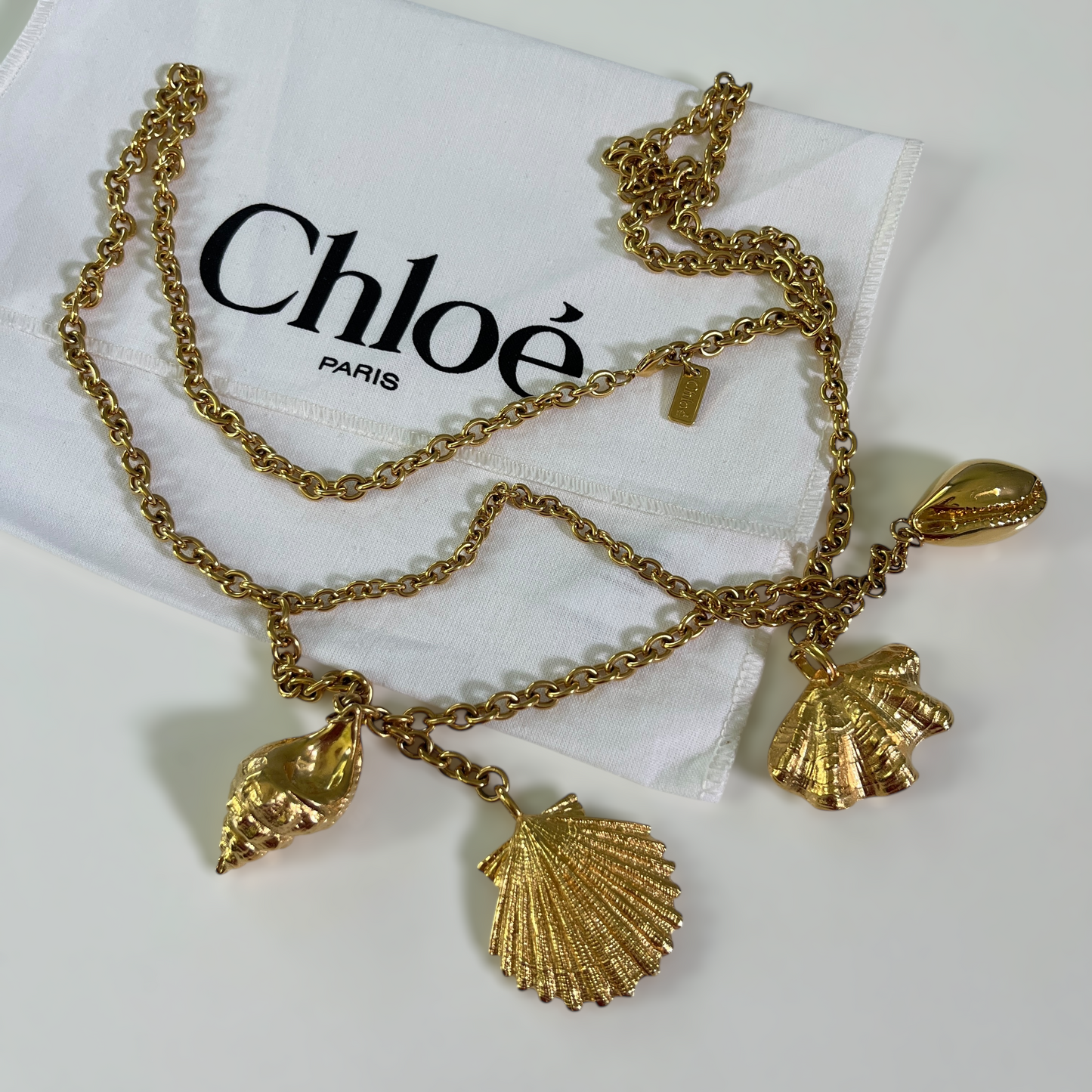 Chloe Shells Belt in Vintage Gold