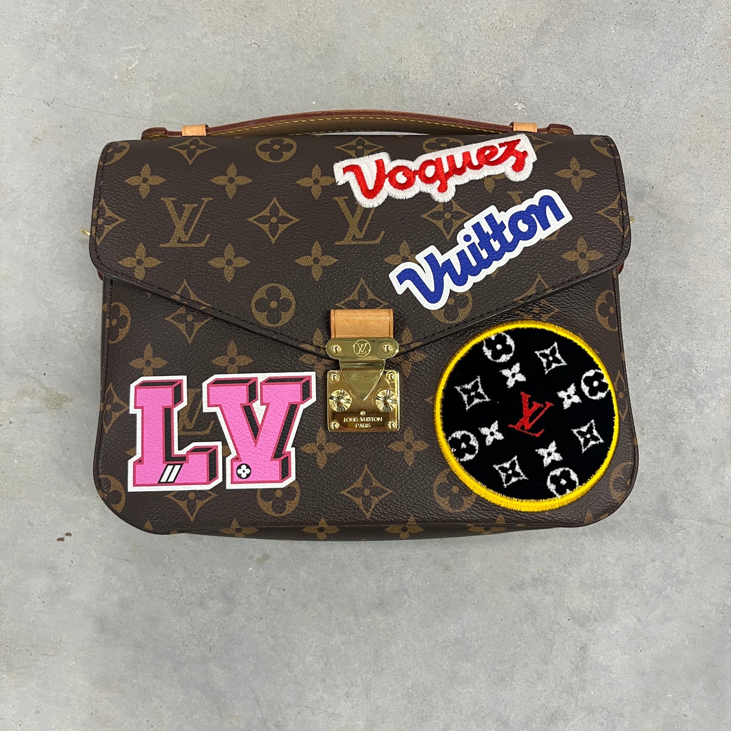 Louis Vuitton Monogram Patches Pochette Metis