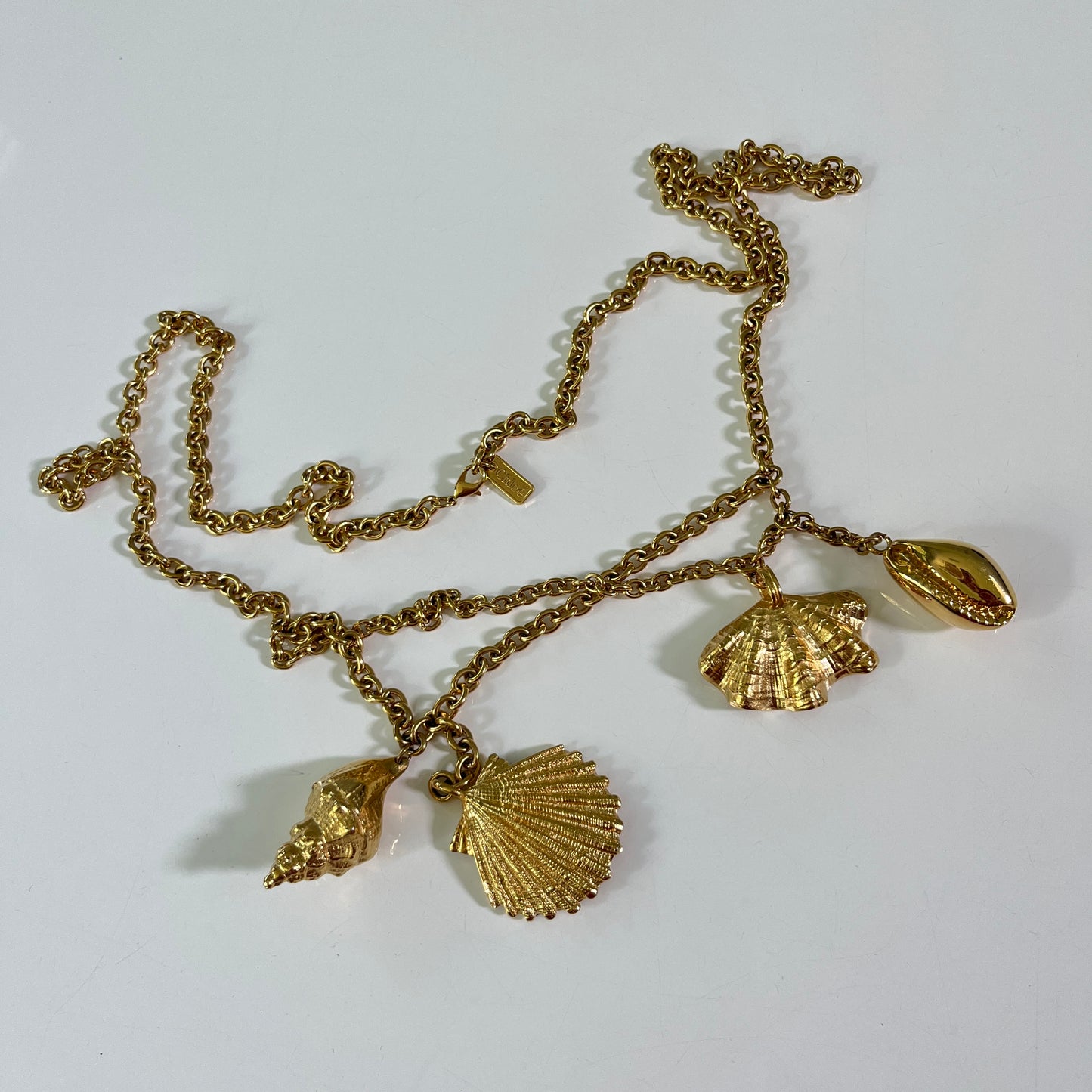 Chloe Shells Belt in Vintage Gold