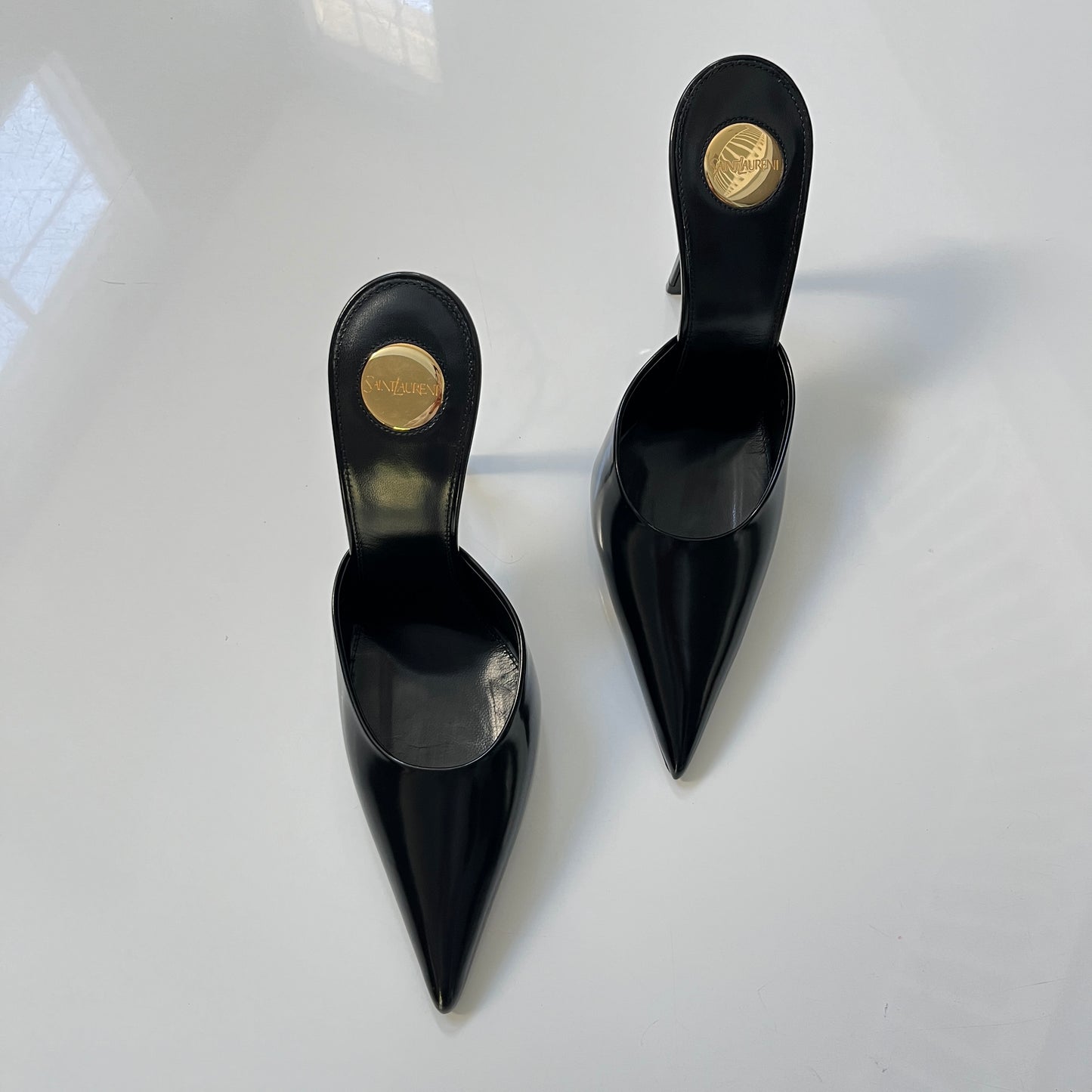 Saint Laurent Tabou Mule Pump in Nero