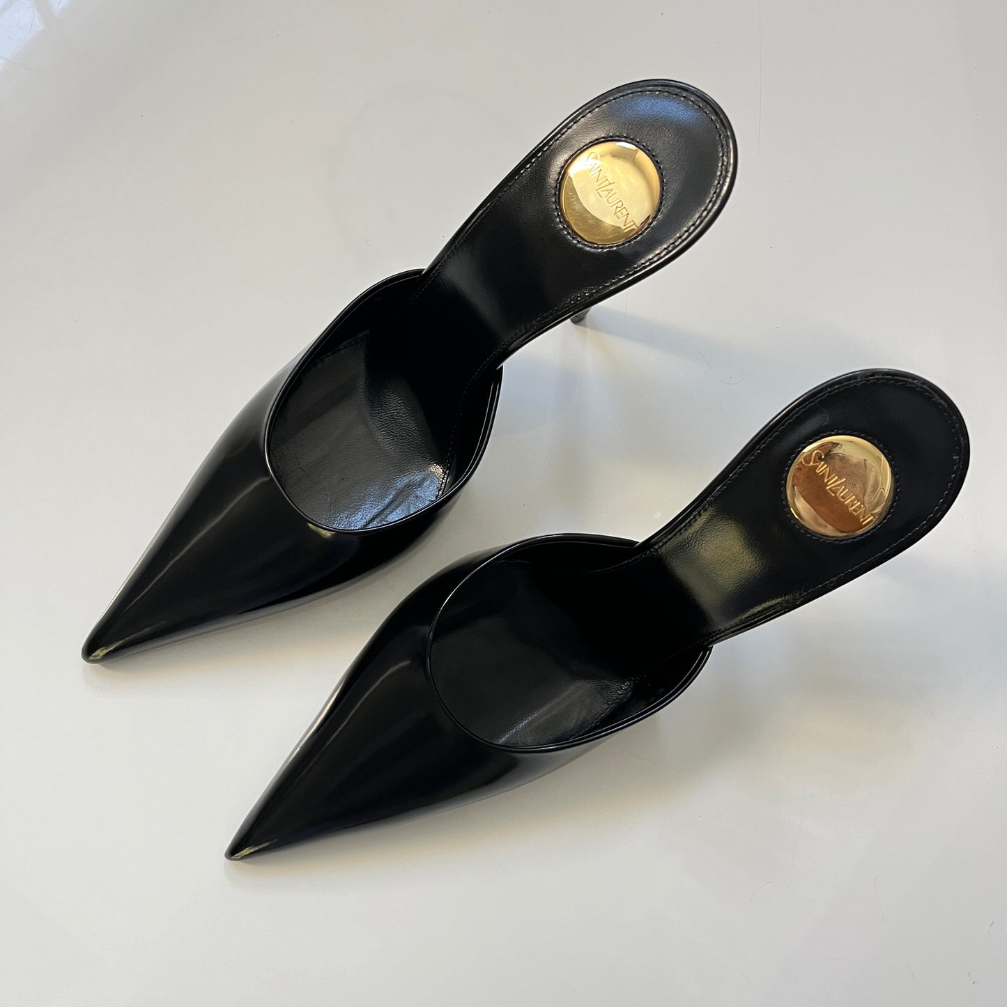 Saint Laurent Tabou Mule Pump in Nero