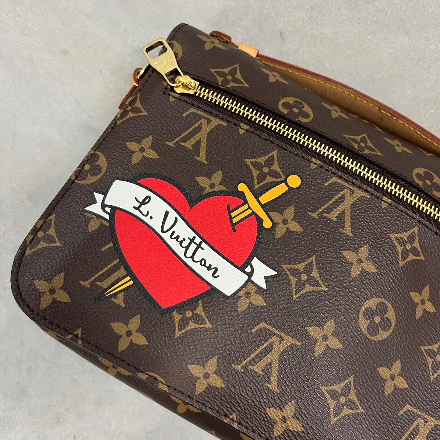 Louis Vuitton Monogram Patches Pochette Metis