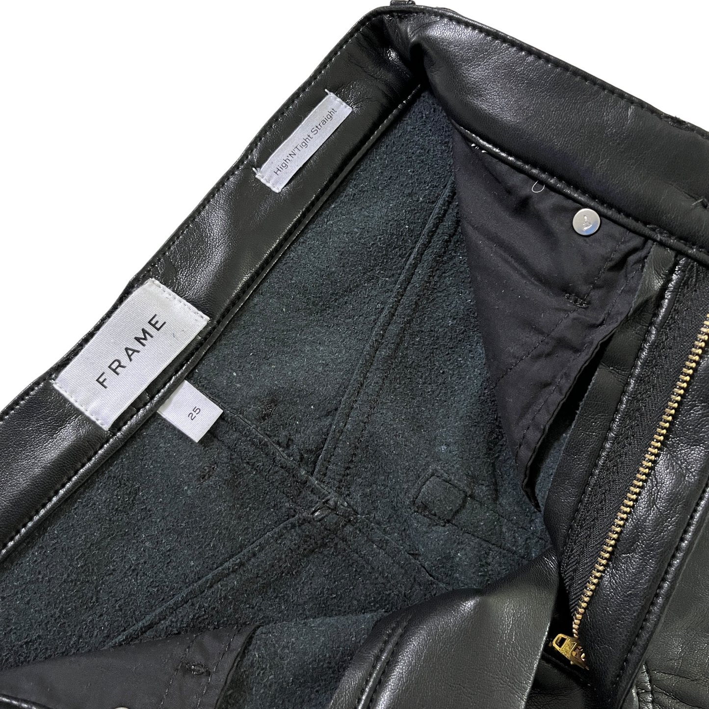 FRAME Le High Tight Straight in Noir