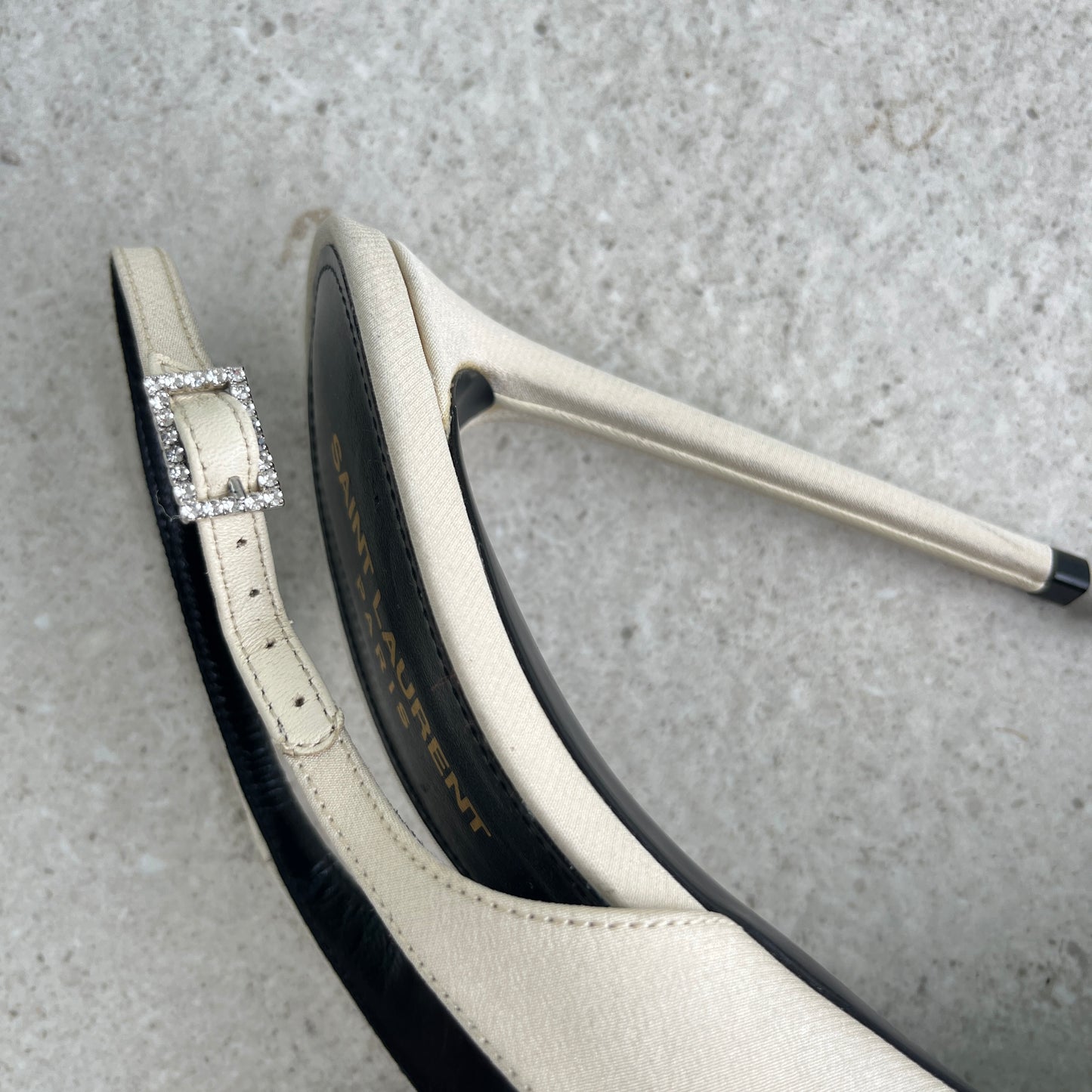 Saint Laurent Zoe Slingback Pump in Pale Sand