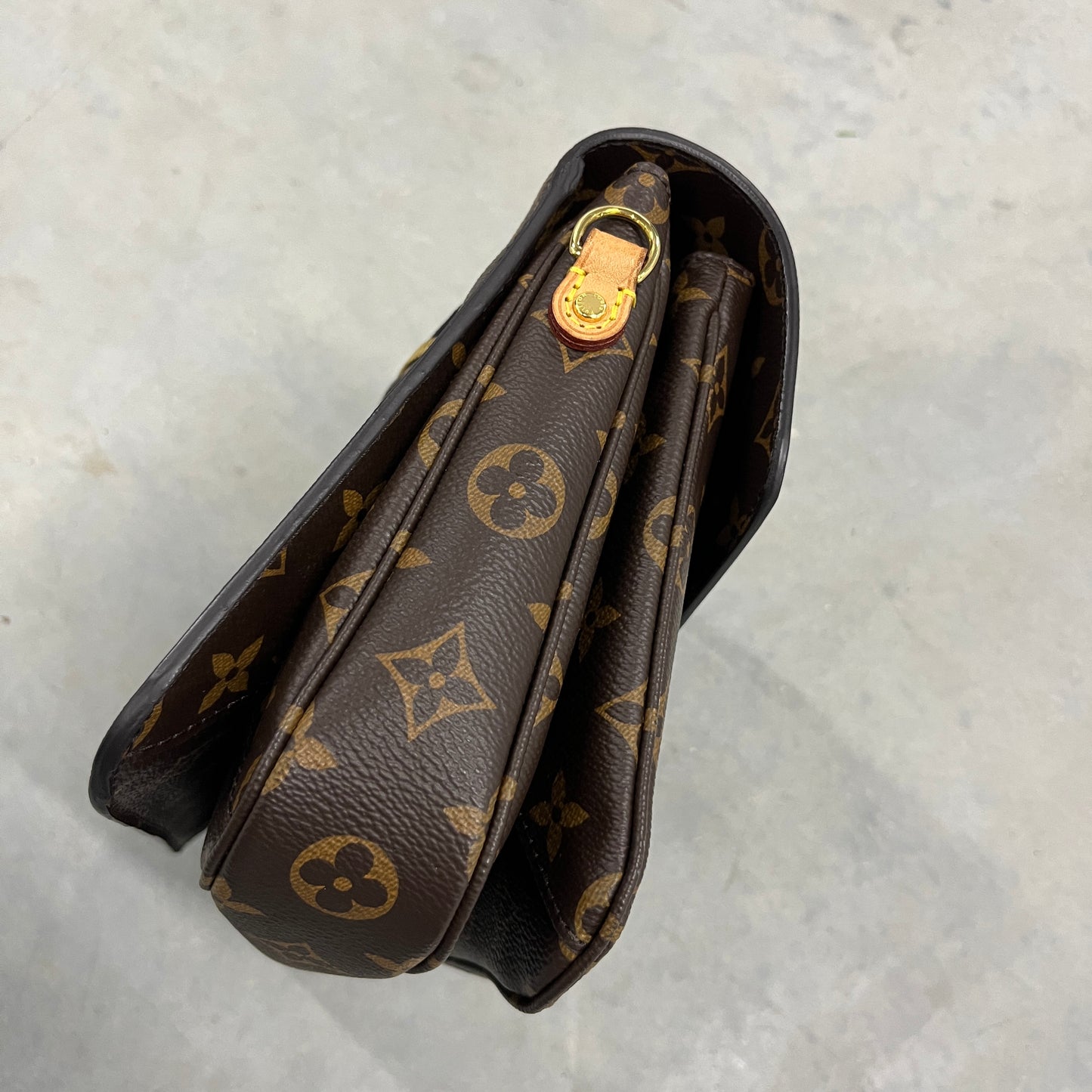 Louis Vuitton Monogram Patches Pochette Metis