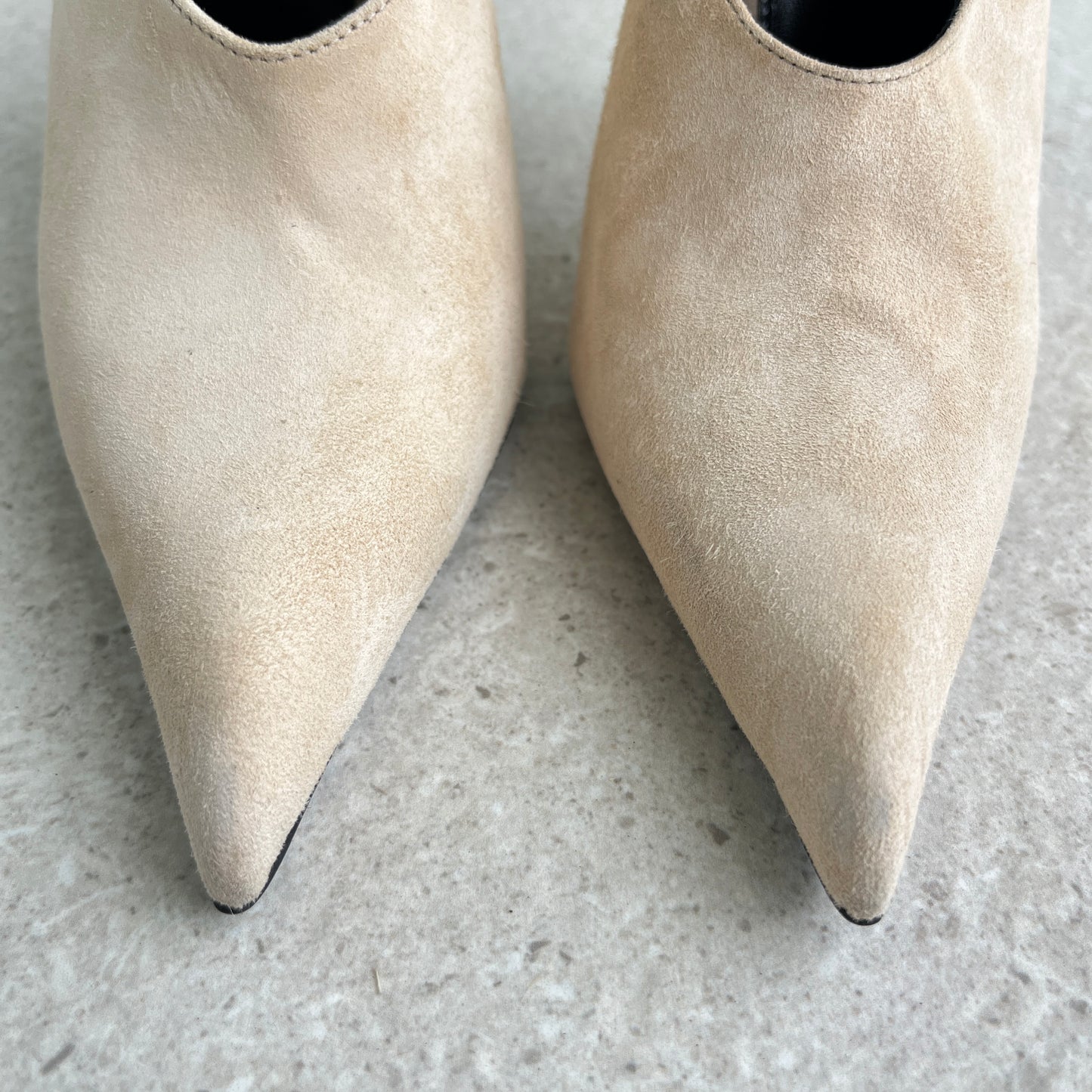 Saint Laurent Nico Pump in Cream